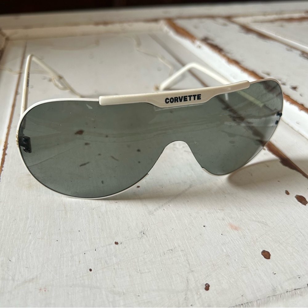 Vintage 1980's / 1990's Corvette Classic White Sunglasses